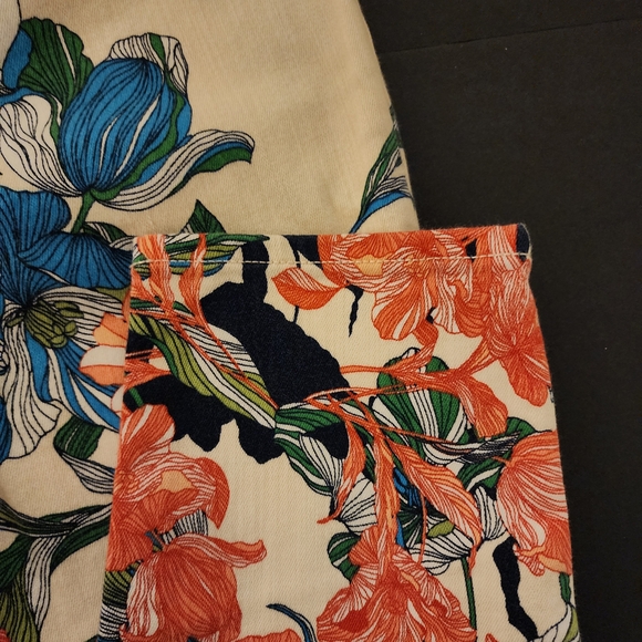 Preowned Chico Jeggings Ankle, Floral, Women's Size 0.5, USA 6P Good - Picture 14 of 14